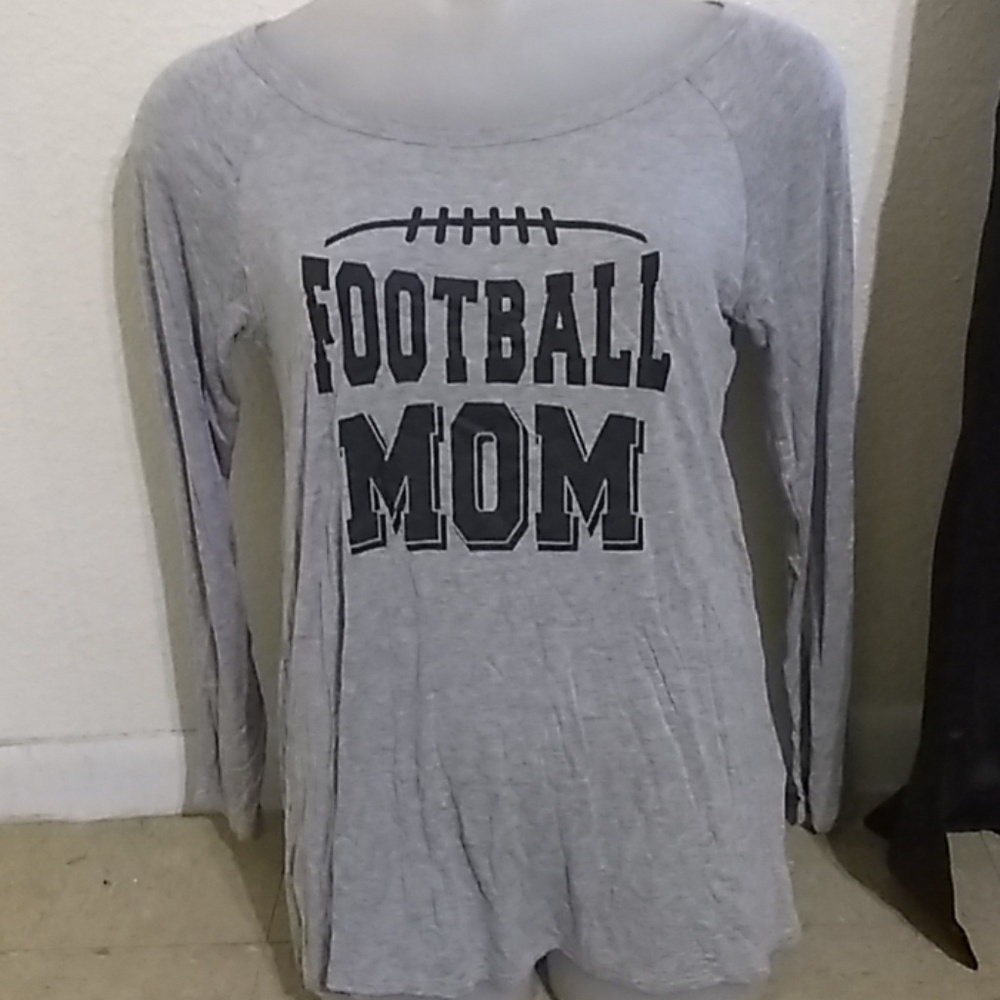 Gray Soft Longsleeve Graphic Tee size S